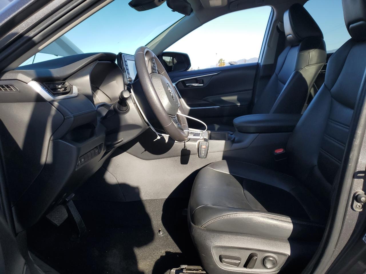 2022 TOYOTA RAV4 XLE PREMIUM VIN:2T3C1RFV7NC209192