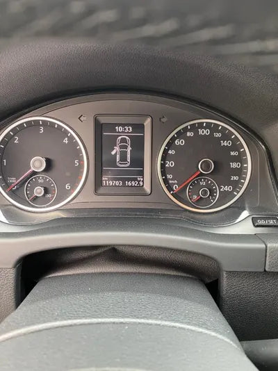 2015 Volkswagen Tiguan VIN: