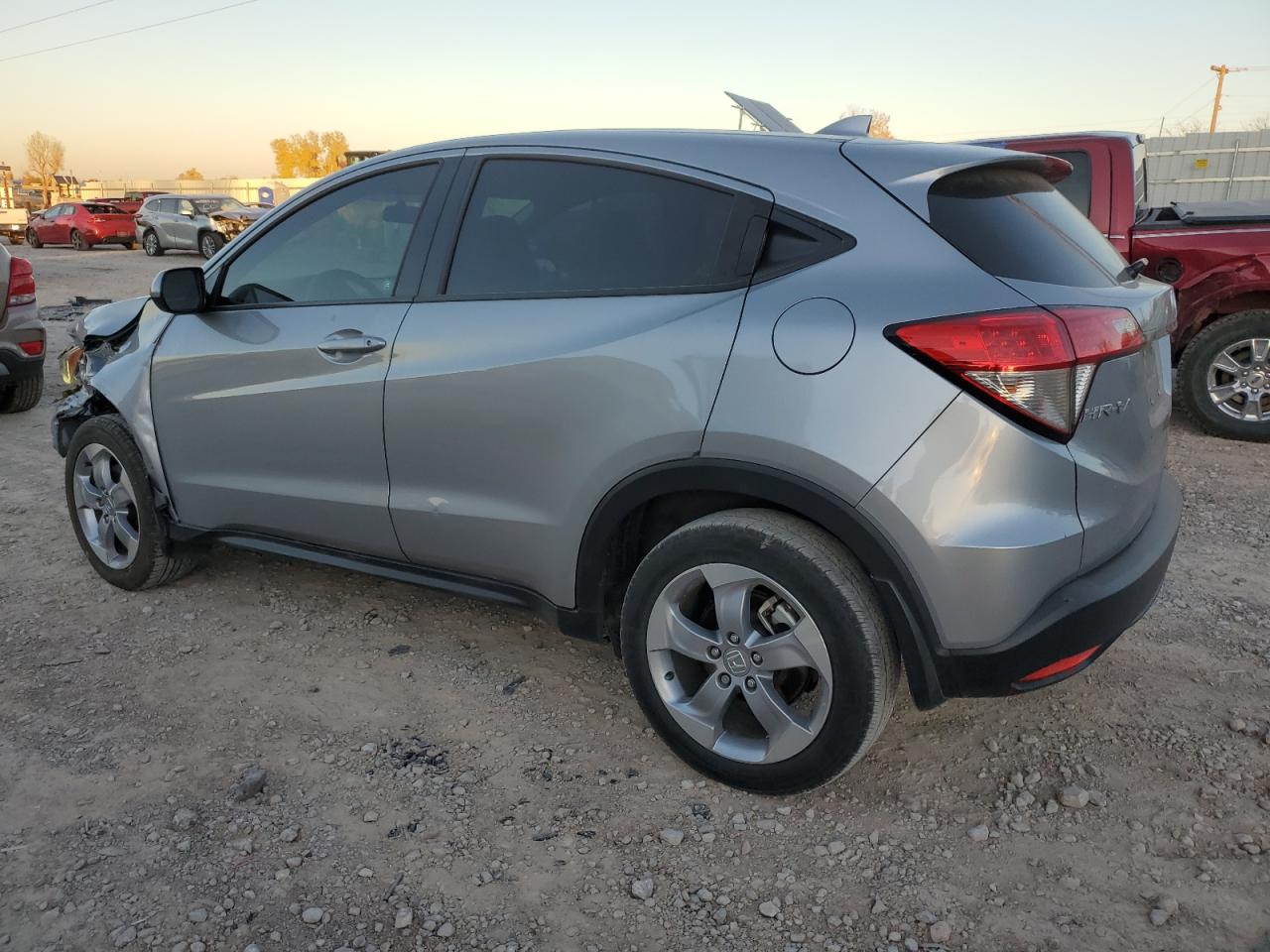 2022 HONDA HR-V LX VIN:3CZRU5H32NM716680