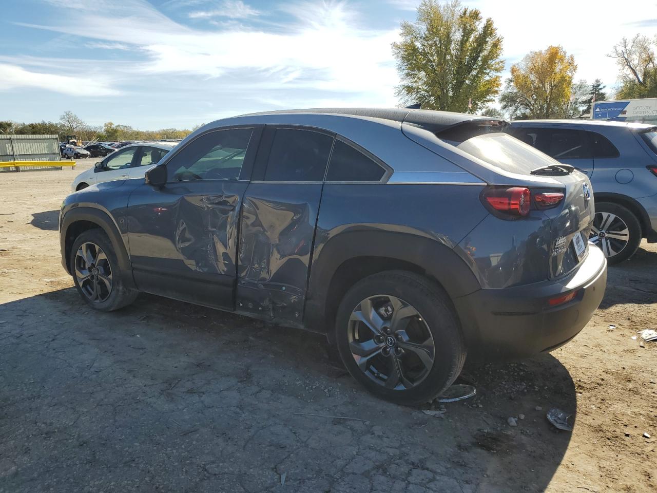 2022 MAZDA MX-30 PREMIUM PLUS VIN:JM1DRADB9N0100579