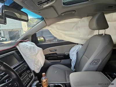 2018 Kia Carnival VIN: