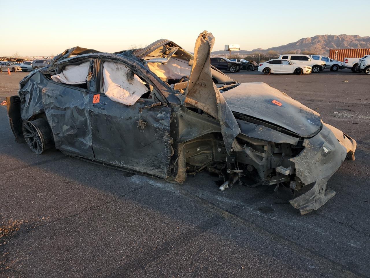 2024 TESLA MODEL Y  VIN:7SAYGDEE1RF132762