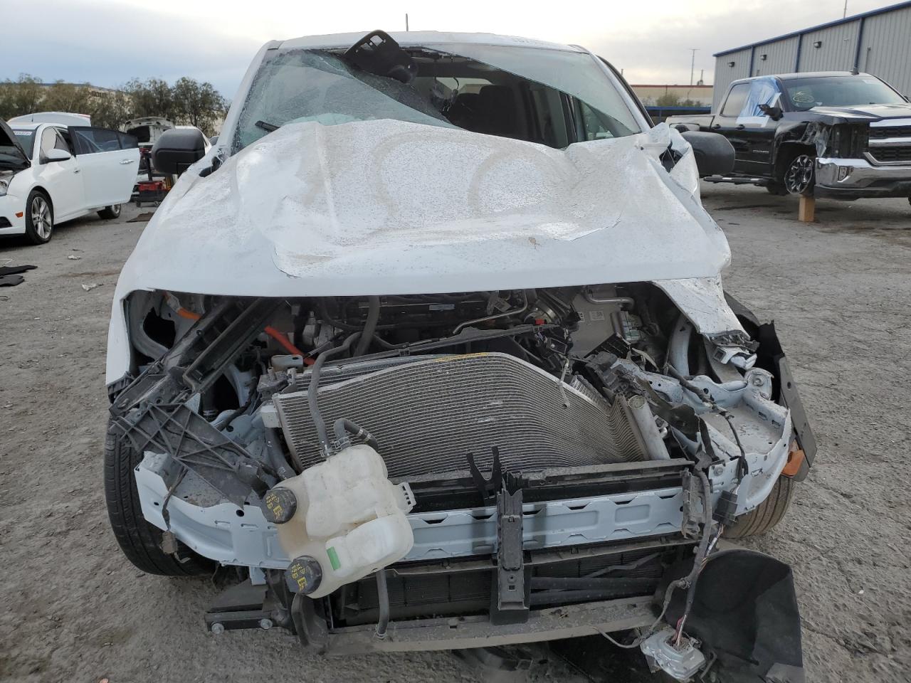 2024 FORD MAVERICK XL VIN:3FTTW8A32RRB32385