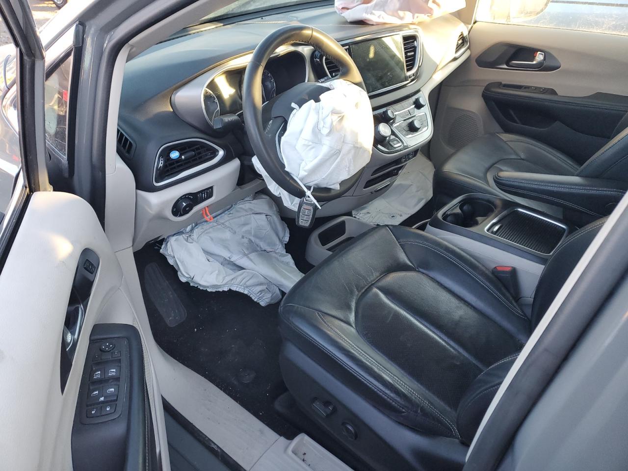 2022 CHRYSLER PACIFICA TOURING L VIN:2C4RC1BG5NR142615