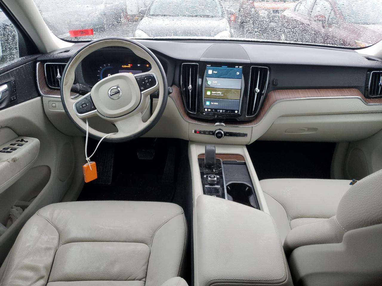 2022 VOLVO XC60 B5 MOMENTUM VIN:YV4L12RK9N1010373