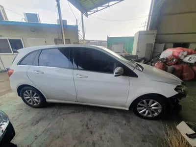 2015 Mercedes-Benz B 200 VIN: