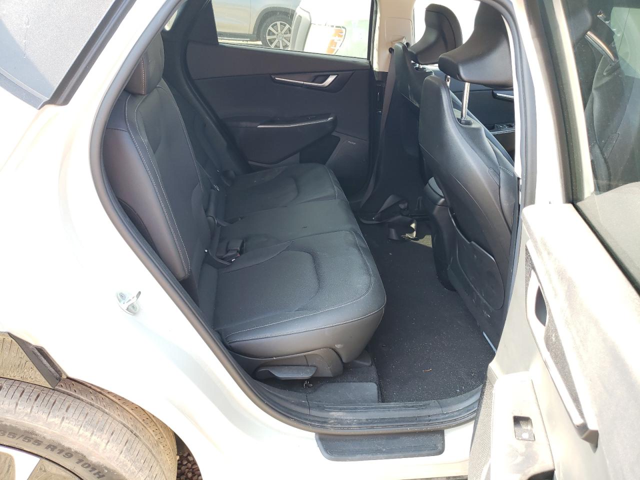 2022 KIA EV6 LIGHT VIN:KNDC34LA9N5046601