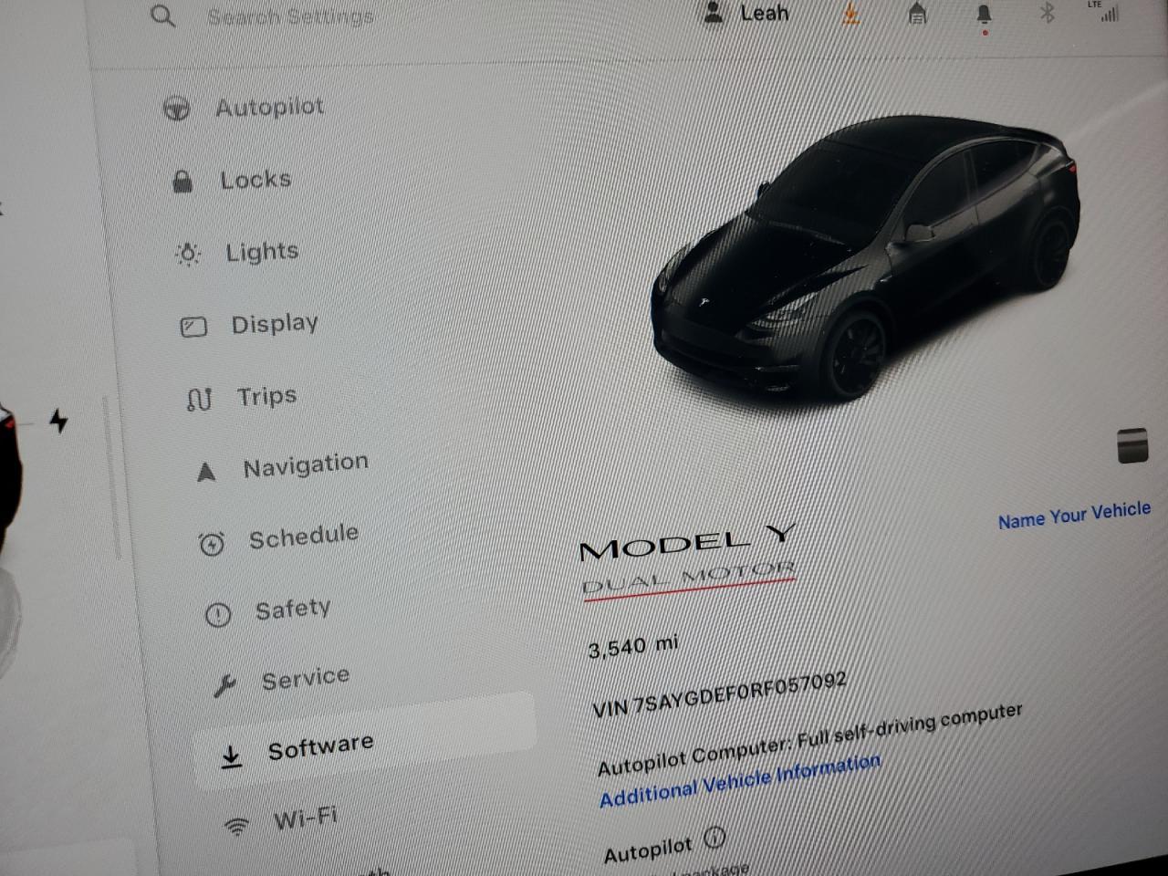 2024 TESLA MODEL Y  VIN:7SAYGDEF0RF057092