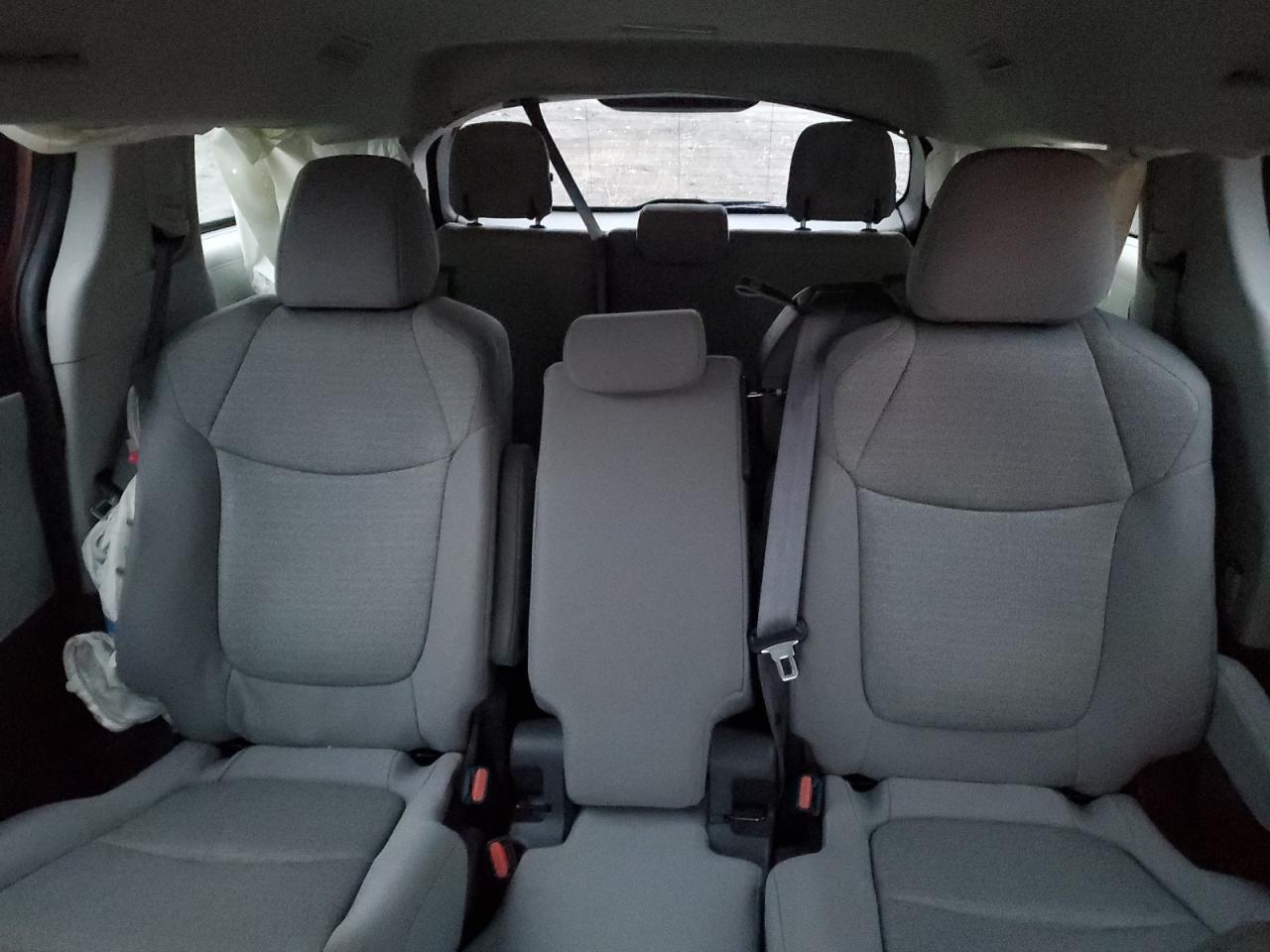 2022 TOYOTA SIENNA LE VIN:5TDKRKEC3NS089922