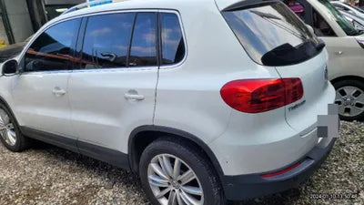 2015 Volkswagen Tiguan 000KMWVGZZZ5NZFW5 VIN:000KMWVGZZZ5NZFW5