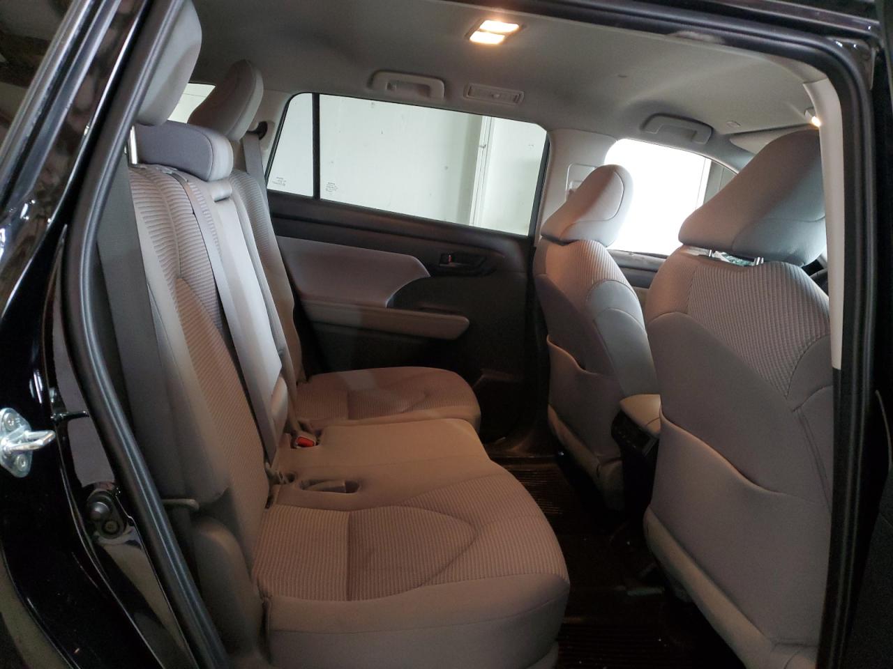 2023 TOYOTA HIGHLANDER L VIN:5TDKDRAH5PS042242