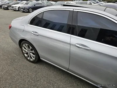 2017 Mercedes-Benz E 300 VIN: