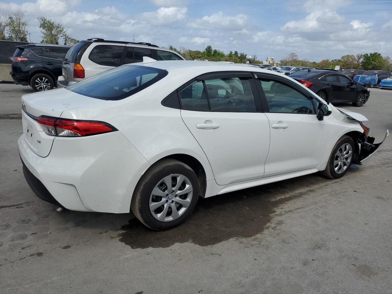 2024 TOYOTA COROLLA LE VIN:5YFB4MDEXRP208609