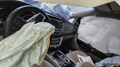 2016 Kia Carnival VIN: