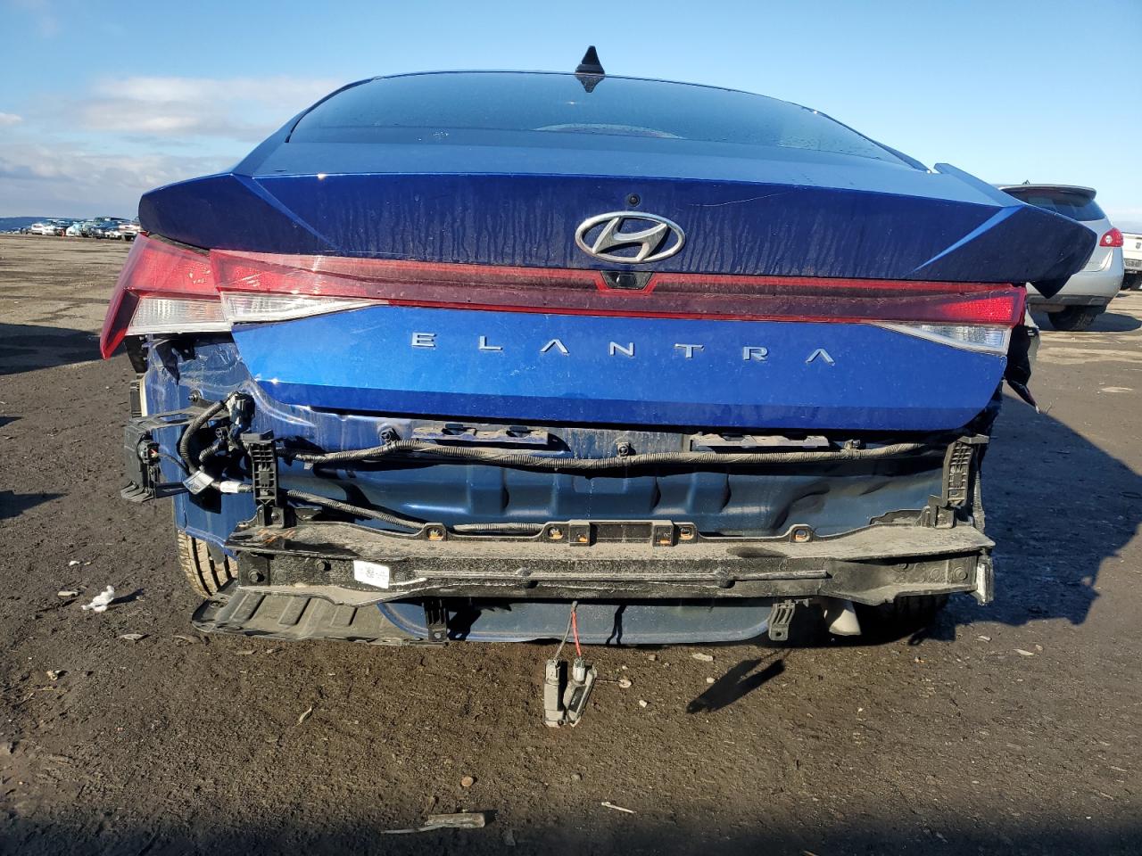 2022 HYUNDAI ELANTRA SEL VIN:5NPLS4AG4NH085302