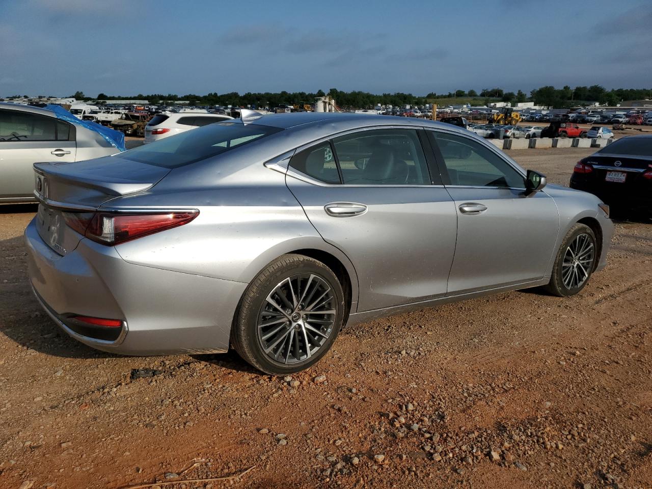 2023 LEXUS ES 300H BASE VIN:58ADA1C10PU028980