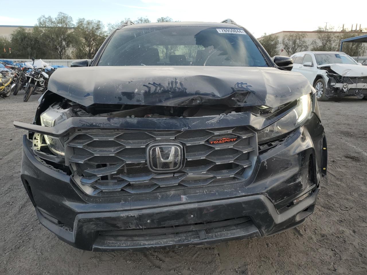 2022 HONDA PASSPORT TRAIL SPORT VIN:5FNYF8H62NB014595