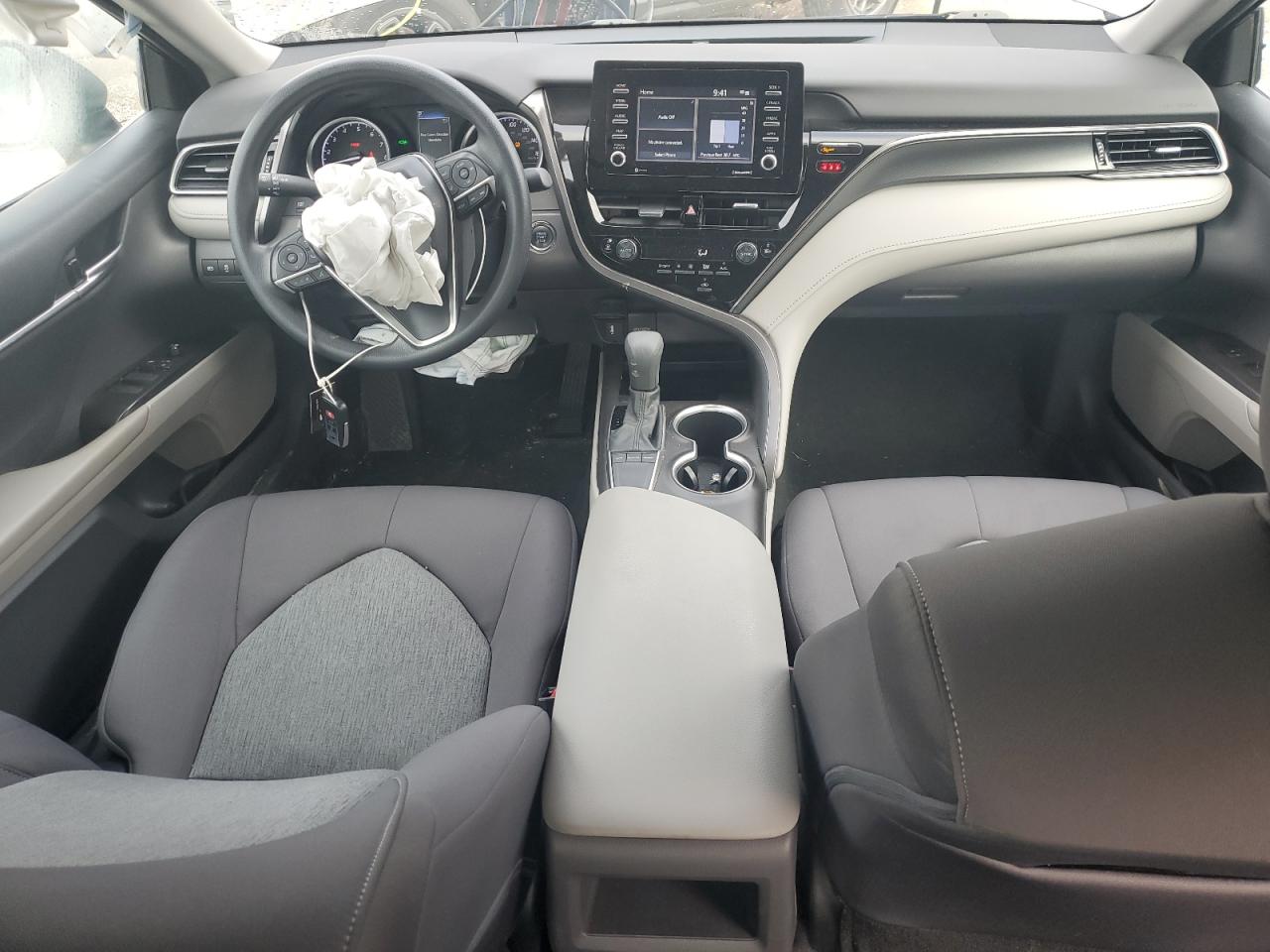 2022 TOYOTA CAMRY LE VIN:4T1R11AK2NU622587