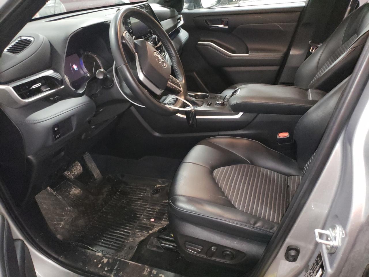 2022 TOYOTA HIGHLANDER XSE VIN:5TDJZRBH7NS203201