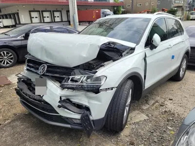 2020 Volkswagen Tiguan VIN: