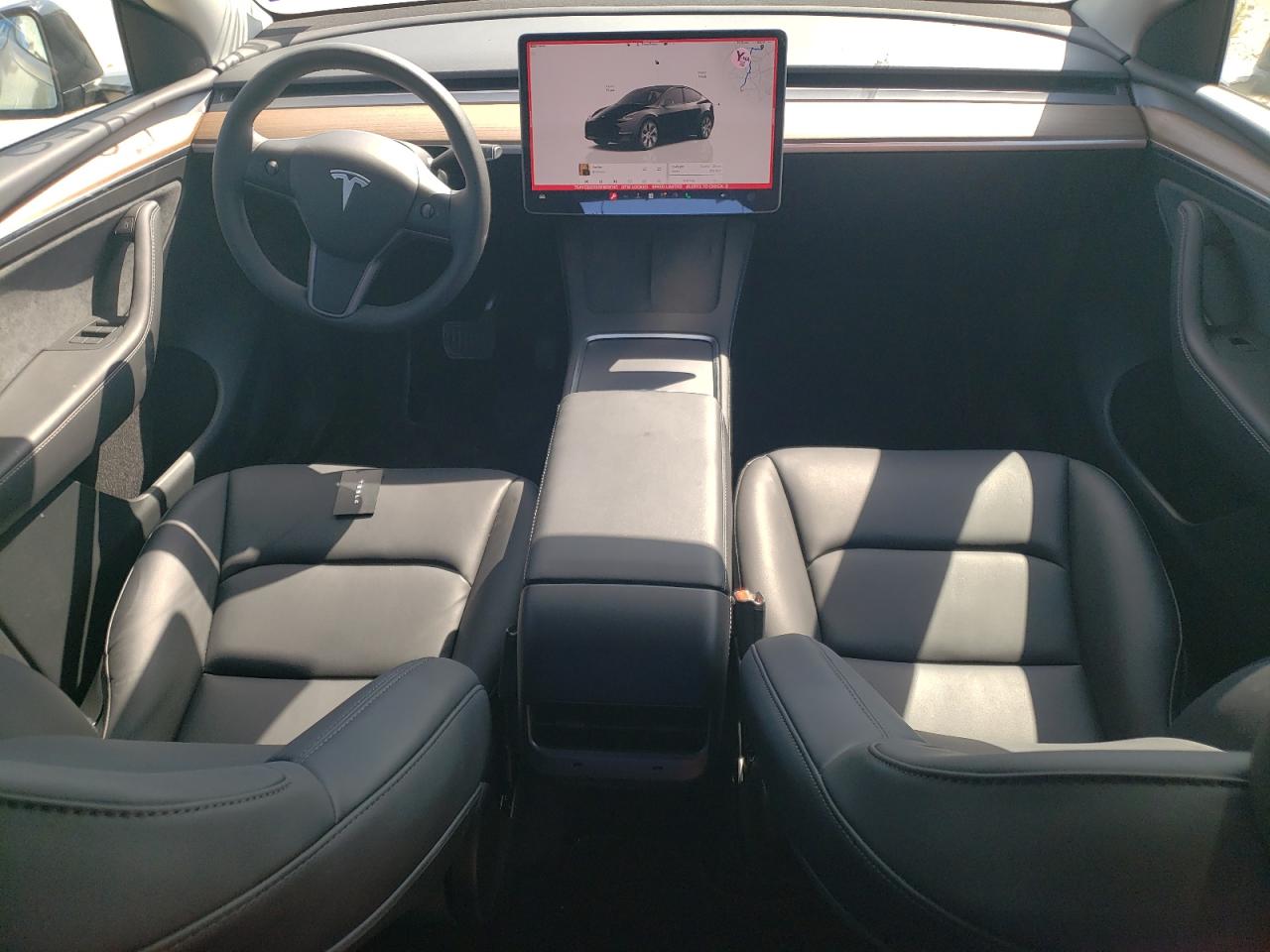 2024 TESLA MODEL Y  VIN:7SAYGDEDXRF008741