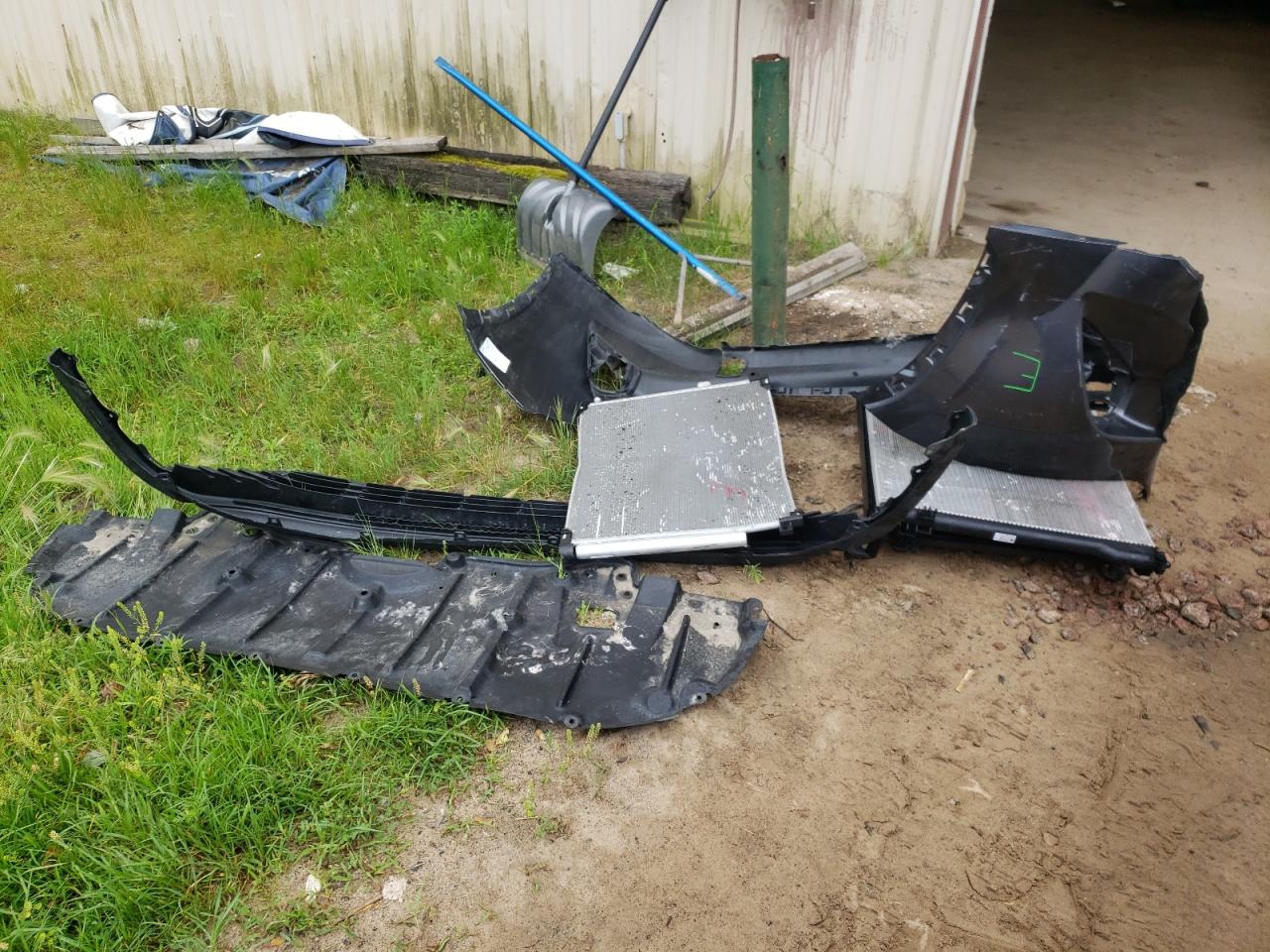 2022 TOYOTA HIGHLANDER XLE VIN:5TDGZRBH7NS180030