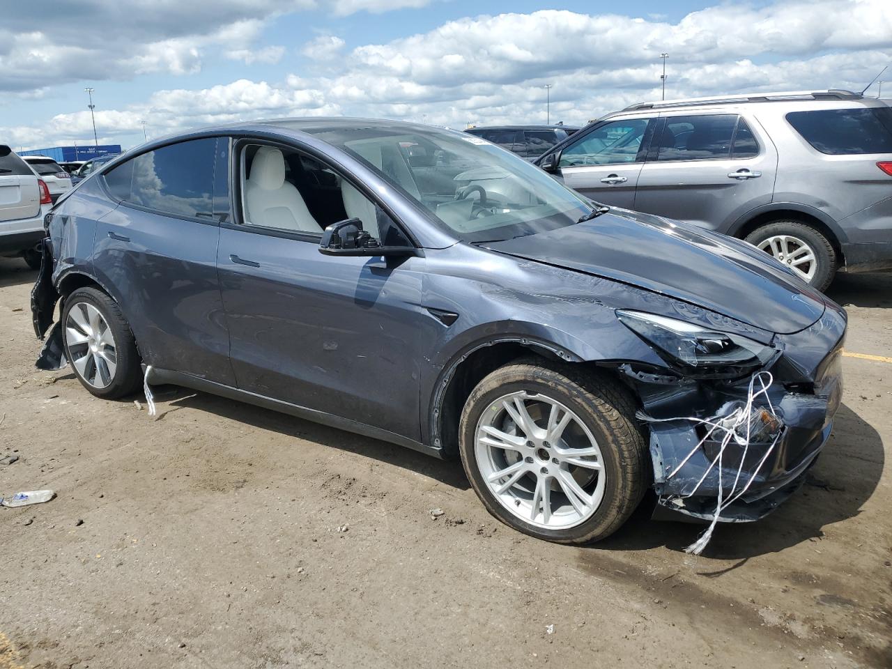 2023 TESLA MODEL Y  VIN:7SAYGDEE9PF695295