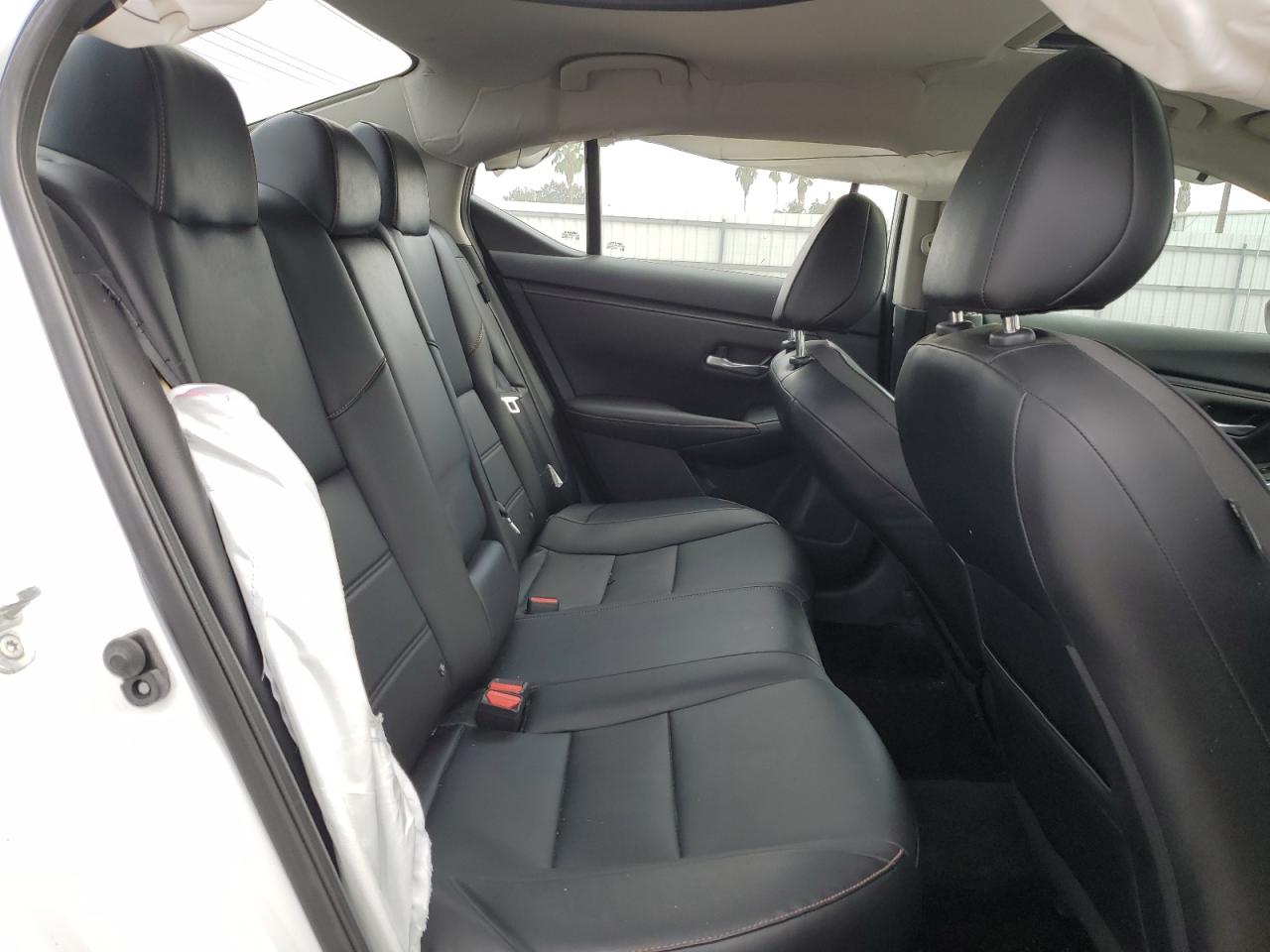 2022 NISSAN SENTRA SR VIN:3N1AB8DV8NY232803