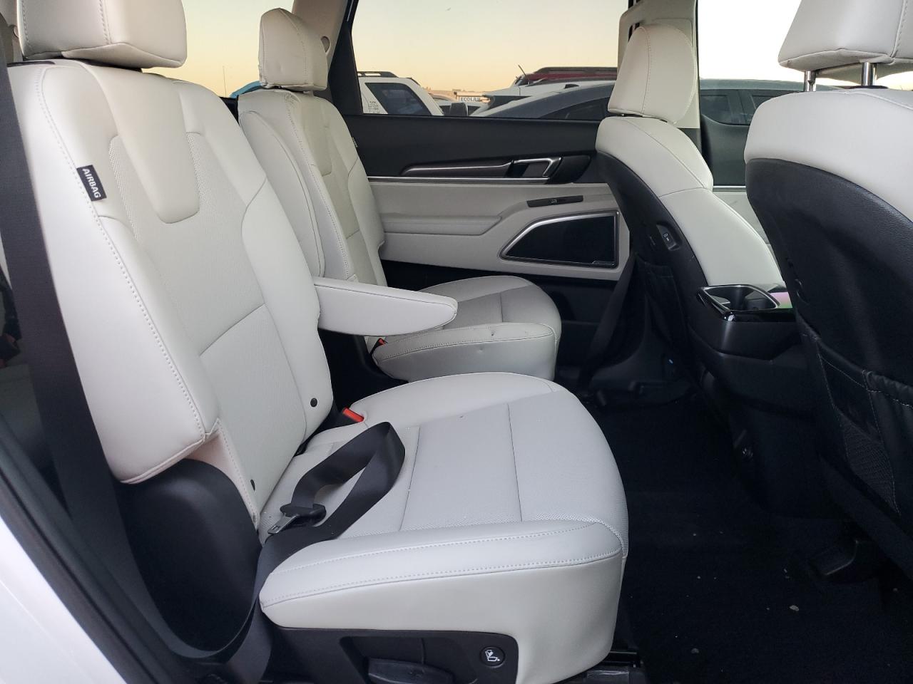 2024 KIA TELLURIDE S VIN:5XYP6DGC4RG554816