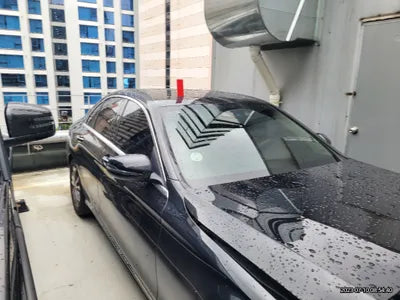 2016 Mercedes-Benz C 200 VIN: