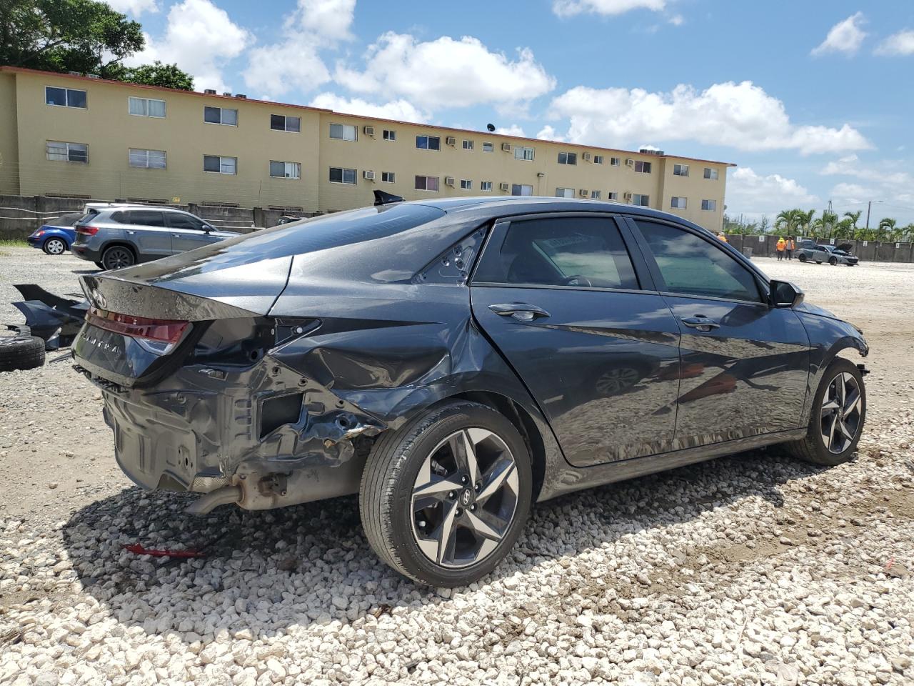 2023 HYUNDAI ELANTRA SEL VIN:5NPLS4AG3PH118664