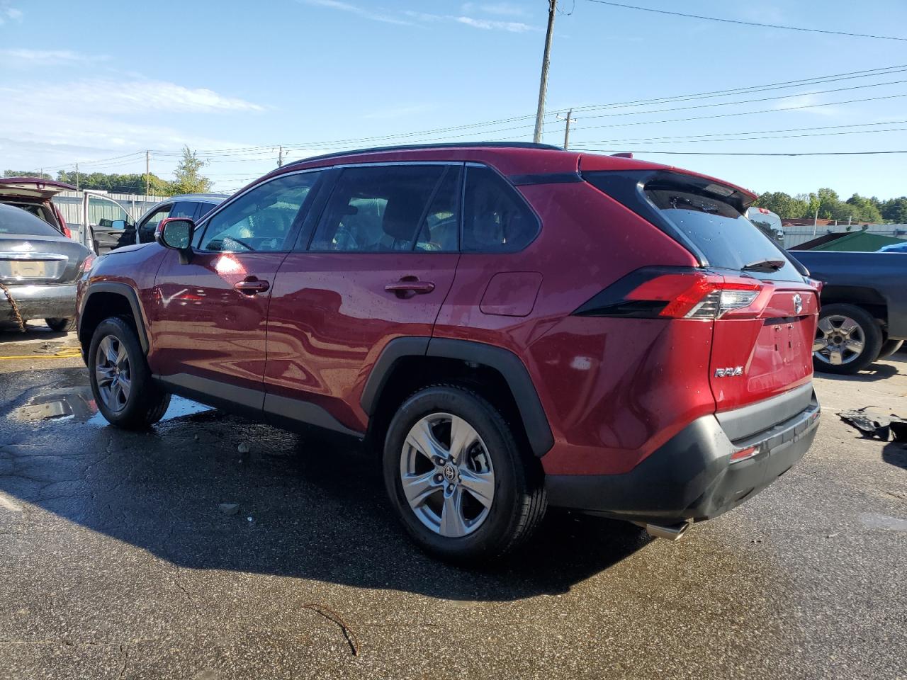 2022 TOYOTA RAV4 XLE VIN:2T3W1RFVXNW197826