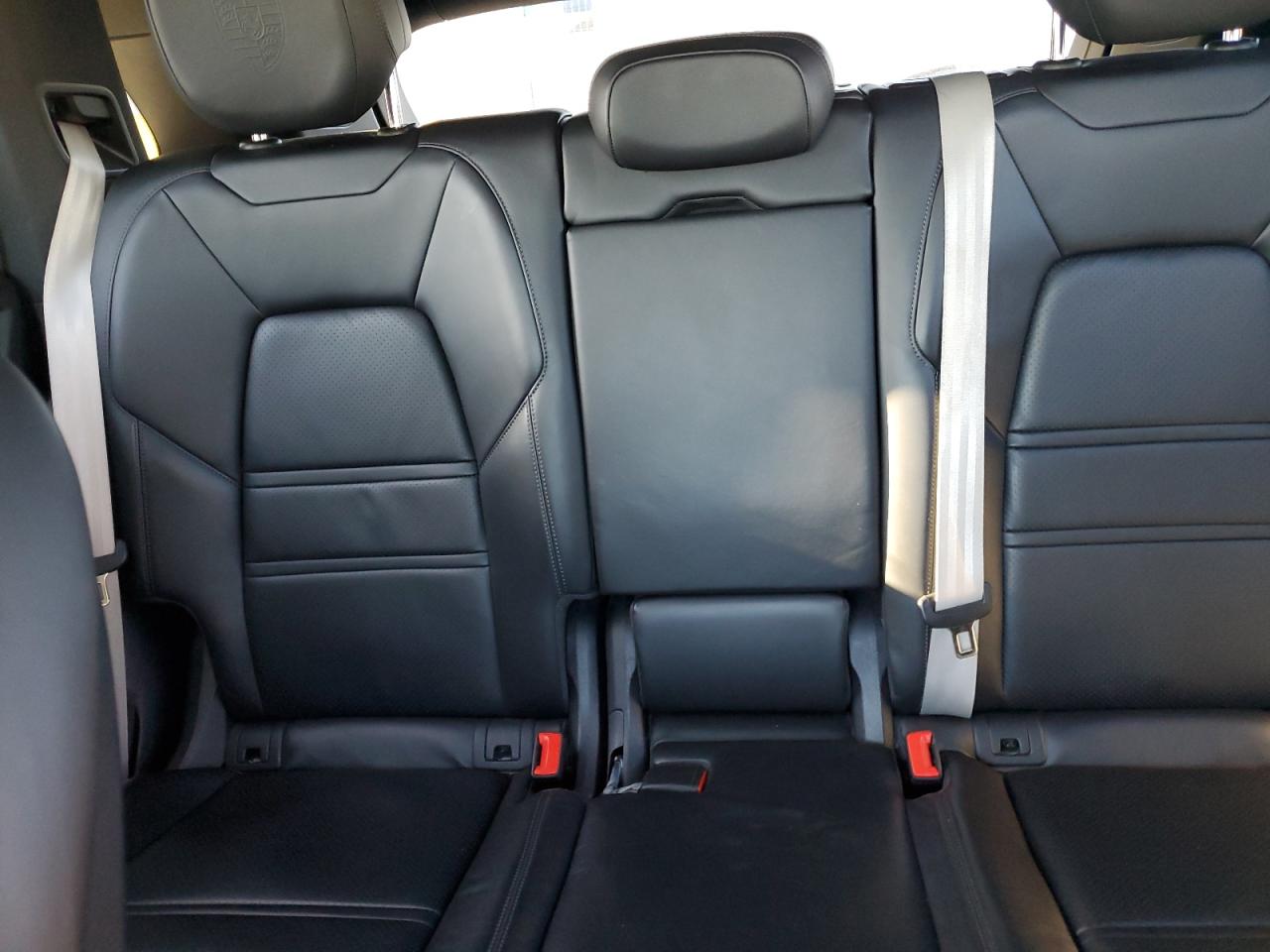 2022 PORSCHE CAYENNE  VIN:SALE2FEU3P2204717