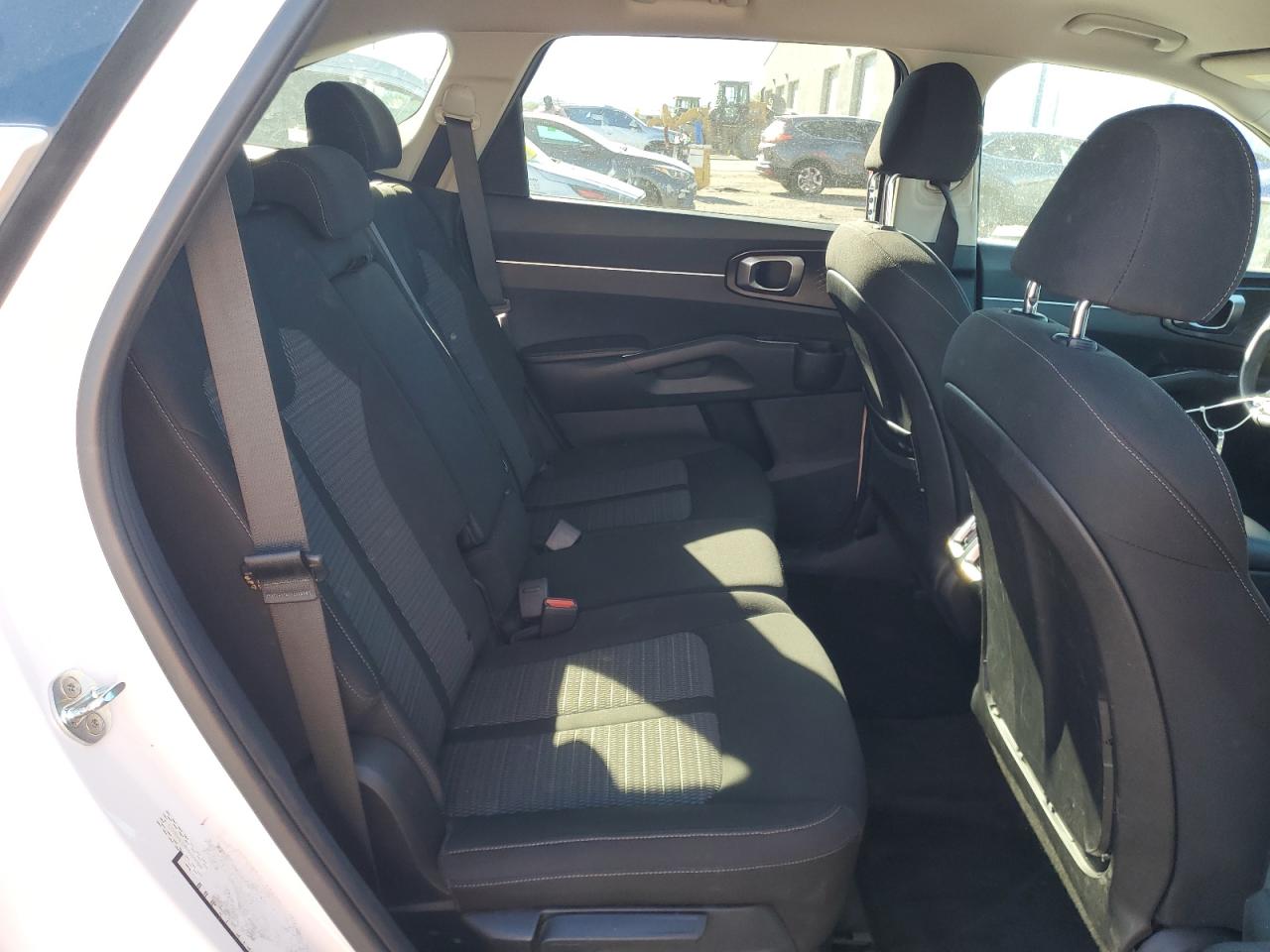 2022 KIA SORENTO LX VIN:5XYRGDLC8NG099989