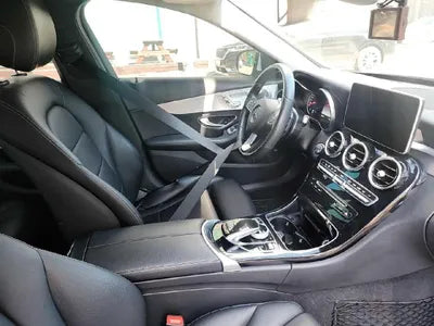 2016 Mercedes-Benz C 200 VIN: