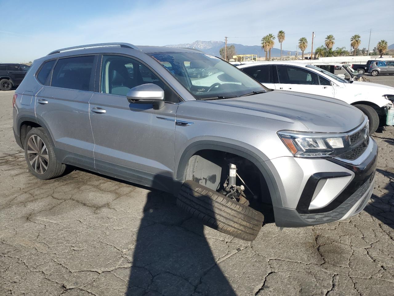 2022 VOLKSWAGEN TAOS SE VIN:3VVTX7B28NM075308