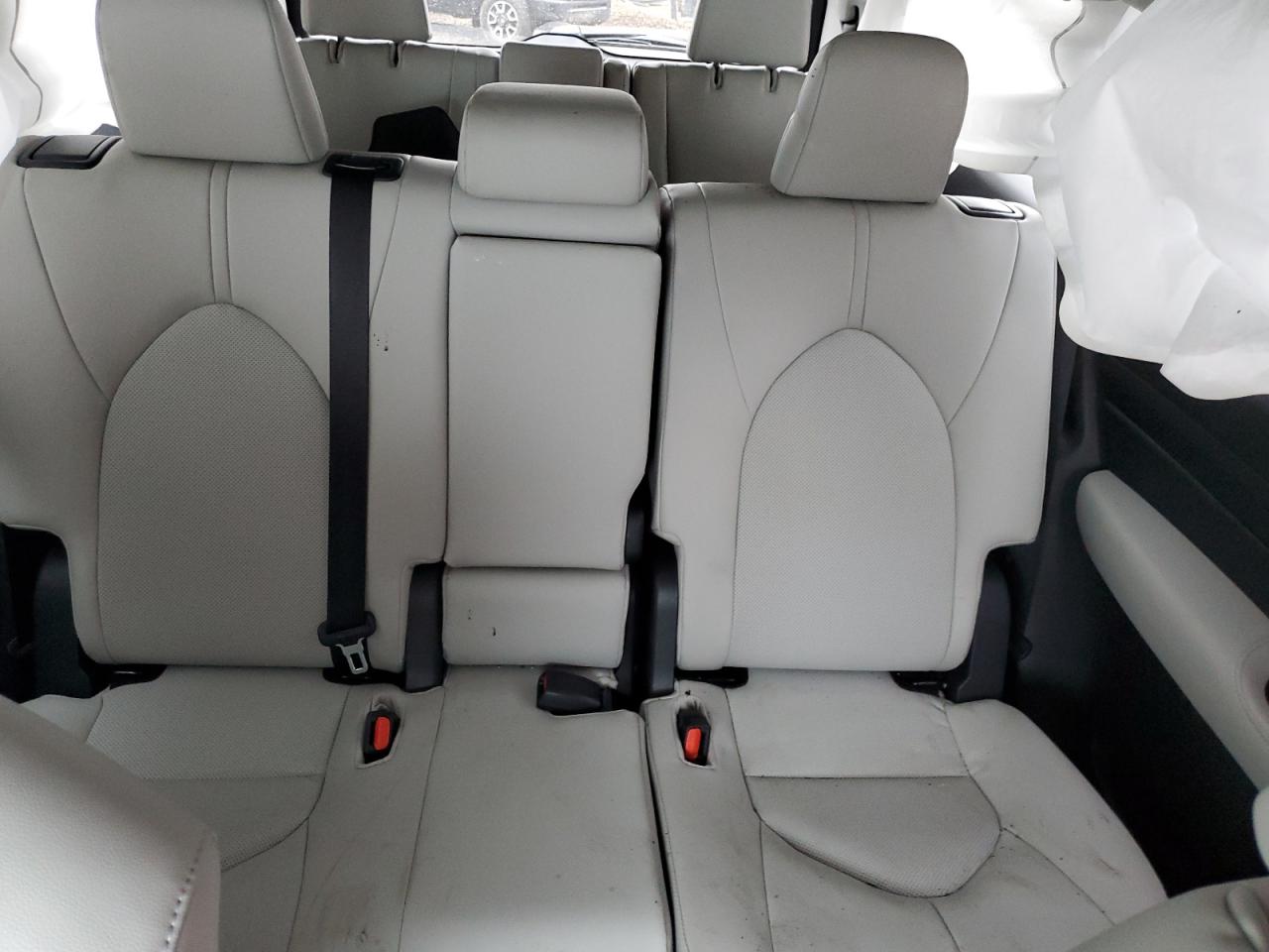 2024 TOYOTA GRAND HIGHLANDER XLE VIN:5TDAAAB52RS054216