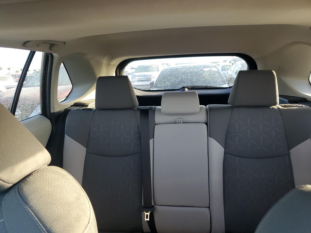 2022 TOYOTA RAV4 XLE VIN:2T3W1RFV1NW194569