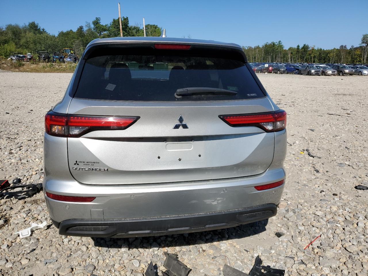 2022 MITSUBISHI OUTLANDER ES VIN:JA4J4TA86NZ028543