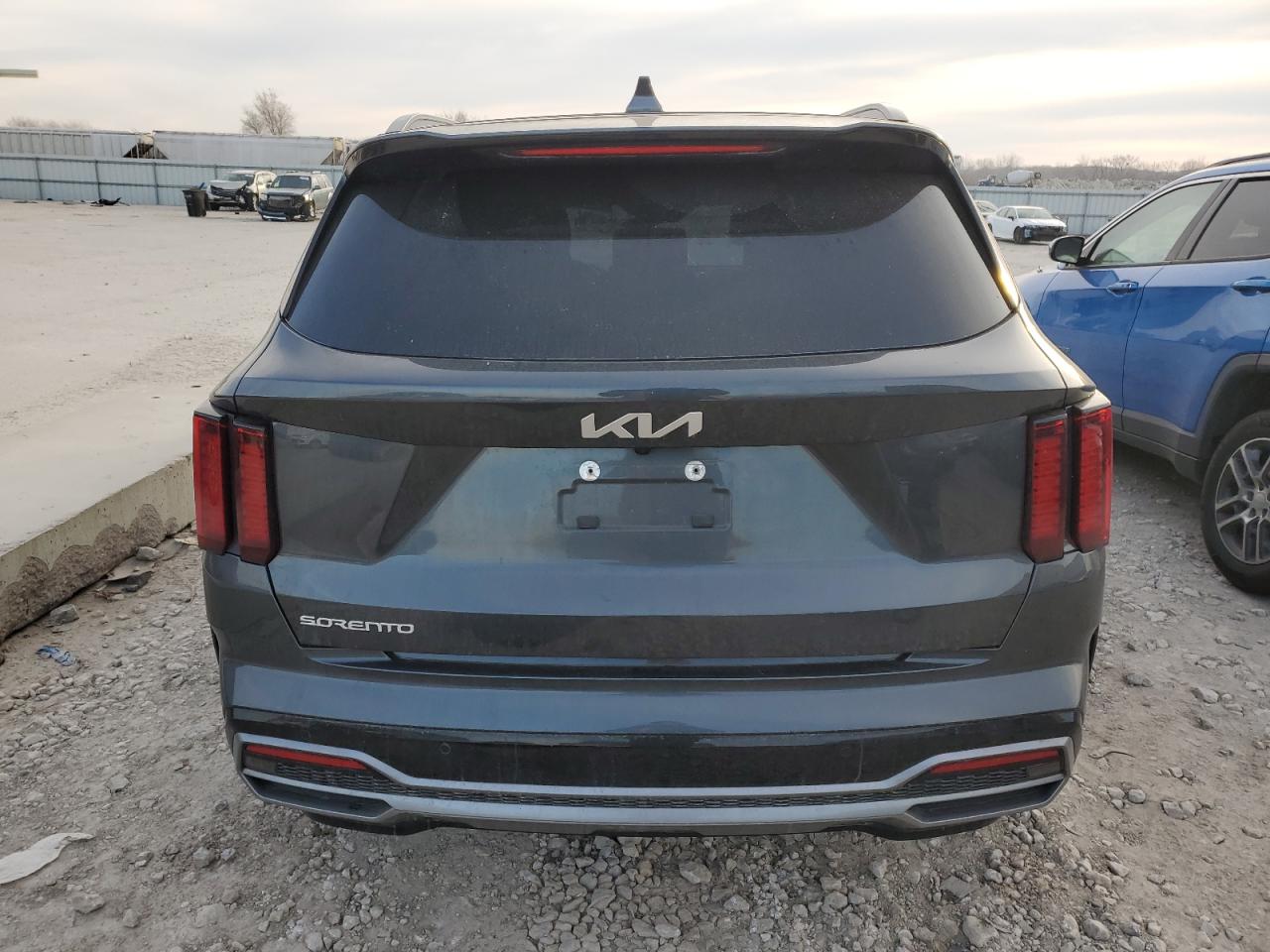 2023 KIA SORENTO S VIN:5XYRL4LC3PG187850