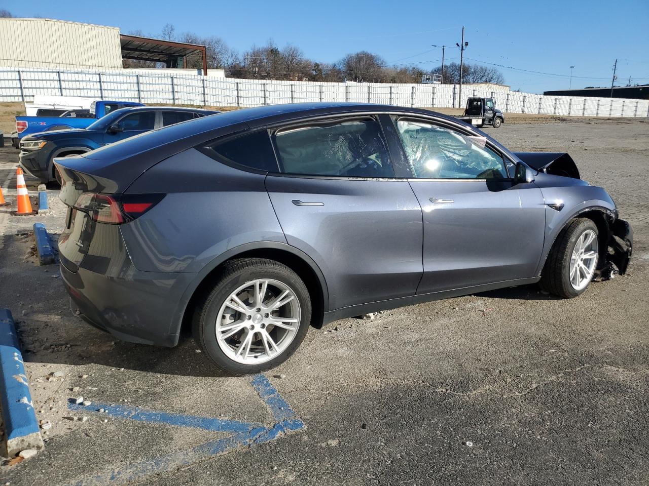 2023 TESLA MODEL Y  VIN:7SAYGDEE9PF667366