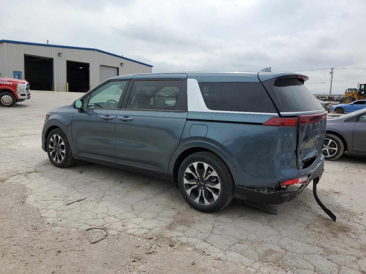 2024 KIA CARNIVAL EX VIN:KNDNC5H33R6404638