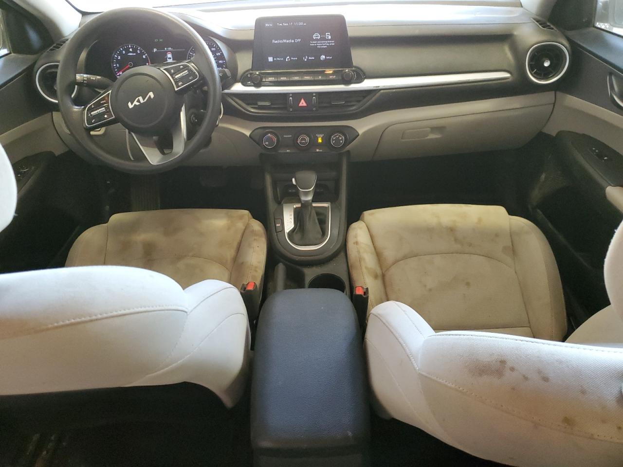 2022 KIA FORTE FE VIN:3KPF24ADXNE467471