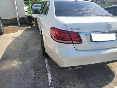 2015 Mercedes-Benz E 220 WDDHF0AB3FB133209 VIN:WDDHF0AB3FB133209