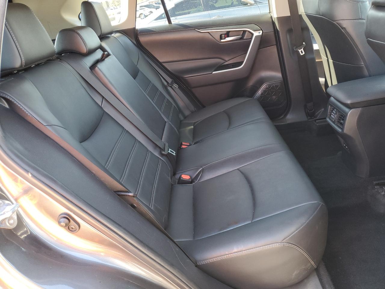 2022 TOYOTA RAV4 XLE PREMIUM VIN:2T3C1RFV2NC176280
