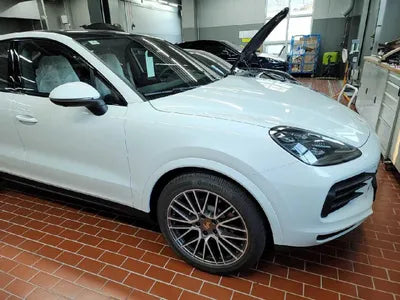 2022 Porsche Cayenne VIN: