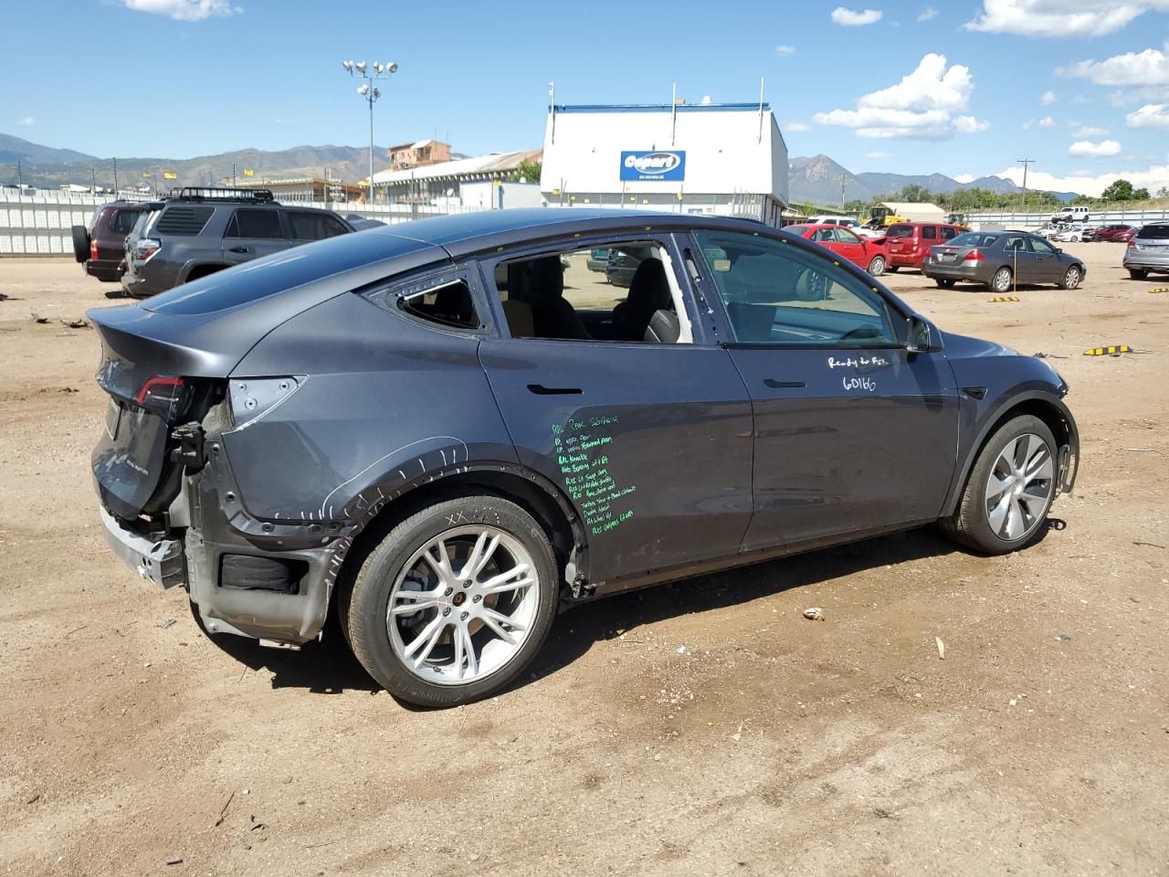 2023 TESLA MODEL Y  VIN:7SAYGDEE5PF848822