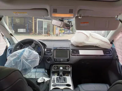 2014 Volkswagen Touareg VIN: