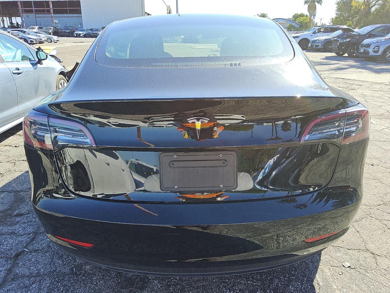 2023 TESLA MODEL 3  VIN:5YJ3E1EAXPF455813