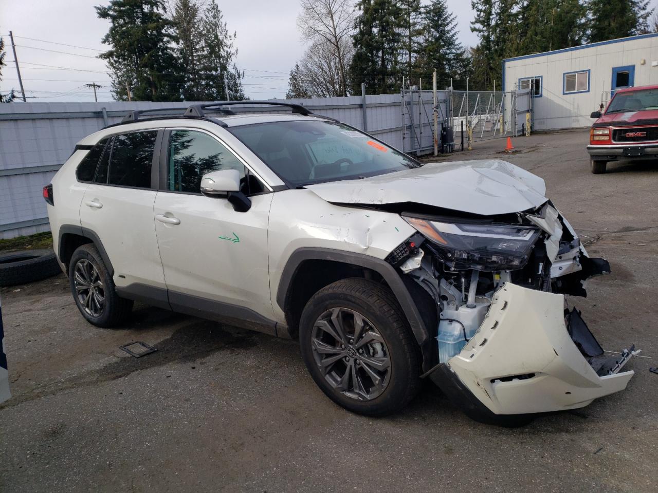 2022 TOYOTA RAV4 XLE PREMIUM VIN:4T3B6RFV0NU082751